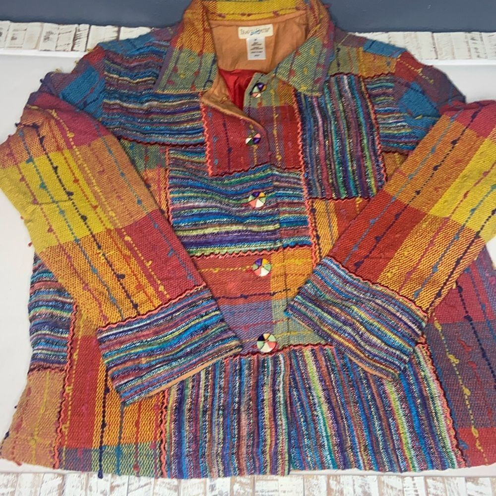 Vintage Boho Travelsmith Petite Sz M
Multi Color Statement Button Front
Jacket